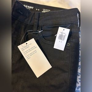 Brand new never worn old navy jeans